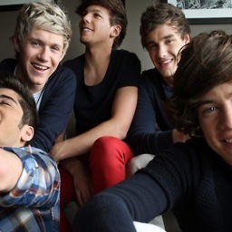 I'm in love with One Direction and Ed Sheeran and all their Little Things:)
Feel free to follow! If you have to do with One Direction, I'll follow you back!:)