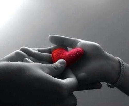 صدقنـي لـو أبيّـن لك غـــــلاك - ما تصدق اذنك اللي تسمعـــه ♡
