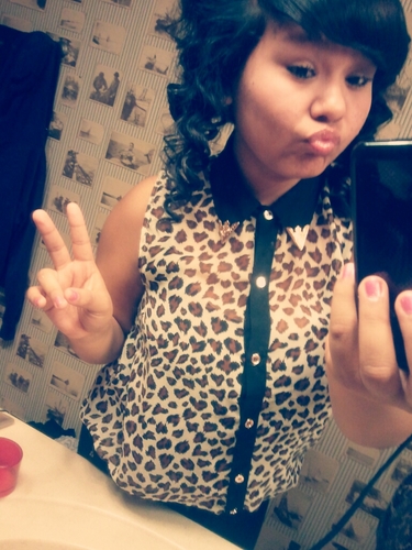 Name; Crystal Alvarez ♥ | 15Years Old | Maryvale | Taken ♥ | Follow Me & Ill Follow Back (: