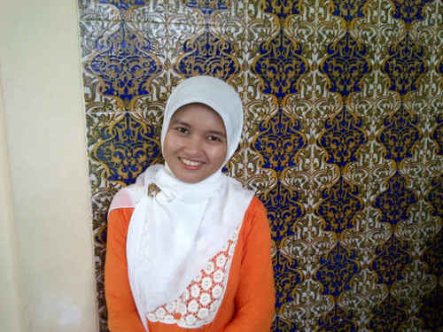 A mom of a lovely boy. A wife of a wonderful man. A coffee lover. - retnodewilestari@yahoo.com