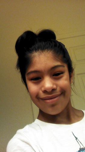 hi my name is cissy!!. my best friends are Evette, lorayna, and Hannah ava Girone....