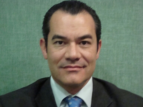 drluishdez's profile picture. 