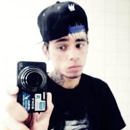Não diga pra Deus Que você tem um problema, OH
Diga pro seu problema que você tem ..Um Deus maior...