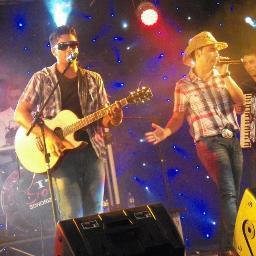Fã Clube dedicado a Dupla @MaxeRodrigo01 ! 
Desde: 2 de Dezembro de 2011
Fã Clube Oficial nº1 Max & Rodrigo
http://t.co/Ljcsw5HC
