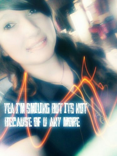 have ur smile change the world don't let the world change ur smile or don't let the world make u stop smiling :) following me and ill follow u