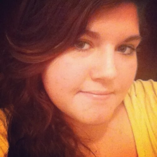 I love Austin Mahone, Justin Bieber, Peyton Sanders, Alex Constancio, Robert Villanueva, and Emblem 3 !!!:)