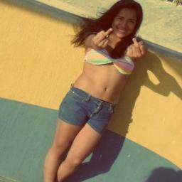 @matthunter123 me siguio el 05/08/2012 a las 0:45 :) FUE MI MEJOR DÍA por que también me RT :) Fui  Gritando como loca a avisarle que me siguió Matt *-*