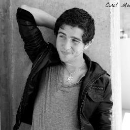 For Fans of OWL CITY/LIGHTS/SKRILLEX -- @Jasontylerxx 's a very sweet&talented Electropop Musician. Follow him&help him Follow his Dreams! ♥