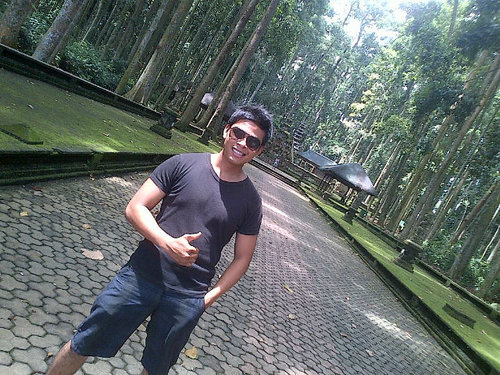 Gus_Dino's profile picture. i'm red_Manchester United.....!!!!