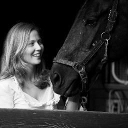 Co Founder @AboveGreen + Social Media @TSGHuntCountry. Hunt Country girl. Foody. Passionate about yoga, horses, and puppies. All views are my own.