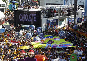 Vai Curtir o Carnaval em Salvador? Fique por dentro de tudo no http://t.co/7PNbjD8V