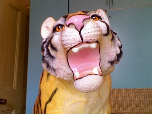 TheeTweets's profile picture. 