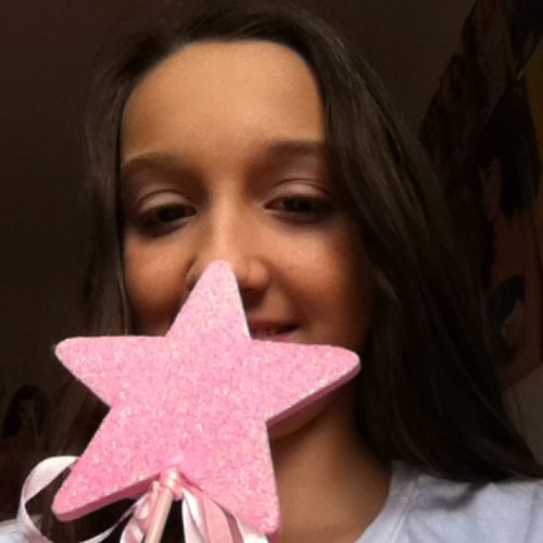 CiciKatyCat's profile picture. I love Katy Perry + One Direction! Dont judge Swagg Makeup lover Katycat Directioner Just a normal #americangirl :)
