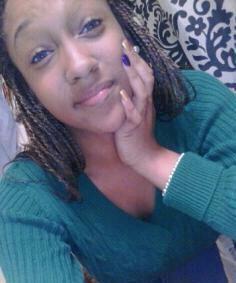 Taléah C.| 16 | WWHS | Sophomore | 11.4.11 | Aquarius :) .