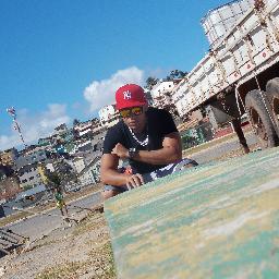 estudante,cursando C.G,bailarino..humildade e simplicidade é o meu conceito pés no chão é o meu lema por q DEUS está comigo e a minha vida é assim abençoada !!!