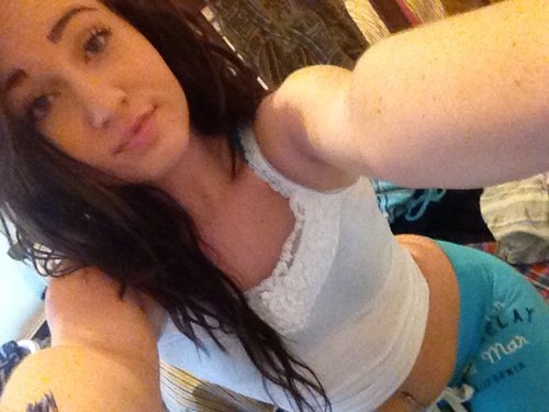 #teamlibra , love to party,love rap & dancee.
follow me and if you real ill follow back ;D