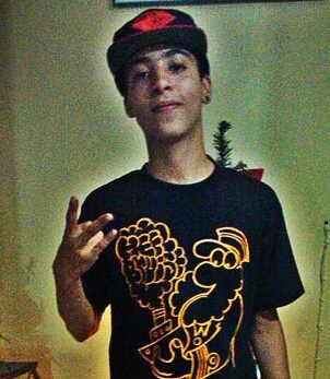 meu anjo sem asas @RGabrielMelo =[ ♥ i love you idiot!