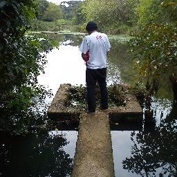 Pouco com Deus e muito