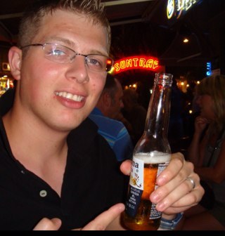 swiftytweet99's profile picture. 