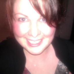 fraggle19777's profile picture. BA Hons, MA❤️
Writer/freelance researcher/pet sitter ❤️
Happily married with 18 old daughter, dog & two cats ❤️
💓👻🎃🎅🏻🌞✨❄️🏀🎾⛷🎼🎫🎭🎬🎮✈️🌃& animals❤️