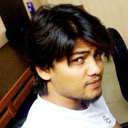 Done with ma bachelor Degree in computer science and working as an SEO analyst .
