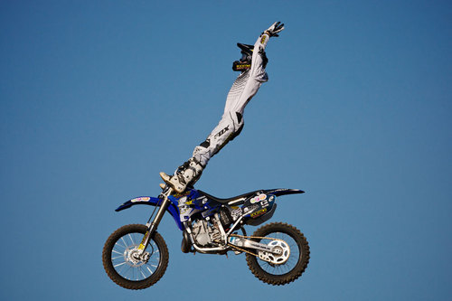 ride dirtbikes for Suzuki and ride bmx and I'm aussie