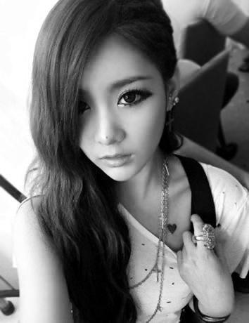 T-Ara's Qri. 86's. Cute enough.