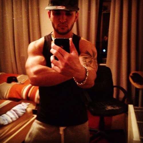 ♥ Follow Me & I Follow Back ♥