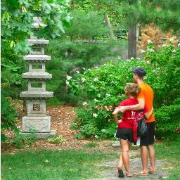 tzhcrum's profile picture. 