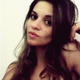 cidyrazak's profile picture. Viver no mundo, sem tomar conciência do significado do mundo é como vagar por uma imensa biblioteca sem tocar os livros.