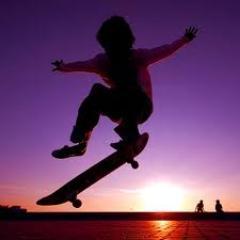 HenriSanfree's profile picture. Nunca diga nunca. Siga em frente e não tenha medo dos obstáculos que a vida coloca no seu caminho. A vida é feita de derrotas e vitórias. Tropeços e acertos.