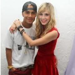 @Sophiaabrahao e @MicaelBorges_ Eu nao quero saber a decisao eu sei q vcs sao lindos juntos,mais respeito a opniao,vcs sao tudo de bom q uma fã quer Amo vcs