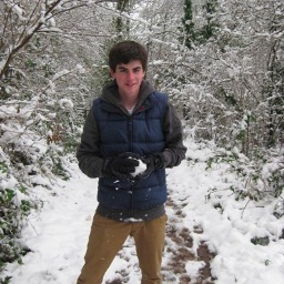 _IeuanJones's profile picture. Better than Mo Farah | #TeamDarney | Bristol