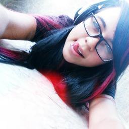 Best @Rafaellapqsim , @AmandaPanfietty s2.  @Nikii_Rocha sz ' .  skatista do  @igooor_feeioso ♥  //
Sou rockeira, feia , chata. amo andar de skate FIM.
