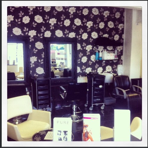 A relaxed, friendly and professional hair & beauty salon with an extensive range of treatments for both women and men.
Call us on 01604 706381