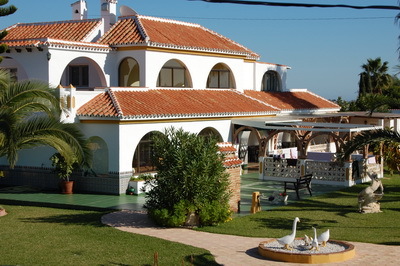 Ofrece una forma relajante de pasar una estancia inolvidable para la familia, parejas o grupos de amigo.