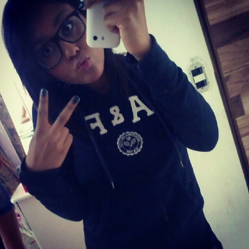 Você diz que o amor não existe… até que chega alguém e te prova o contrário..!   ooooownt       -- Dєυs --  http://t.co/6Hcesp2z --