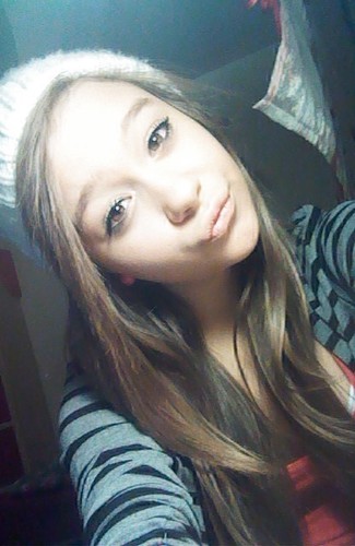 ~My name is Barbora Bujakiova, I'm from Slovakia ,13 years old ,i love dance :33