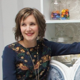 rusvintage's profile picture. The 'seeker' behind Rus Vintage - provider of unique furniture and accessory rentals for weddings, events and photoshoots in Calgary and surrounding areas.