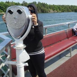 Stellarosel's profile picture. 