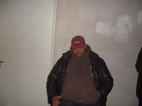 BBaarents's profile picture. Vind het kut dat die negers de werelt ovr nemen Gvd