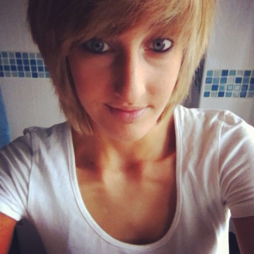 CharlyMeAtSix's profile picture. Normal girl, love photography music and going out :) not much to say really! :)