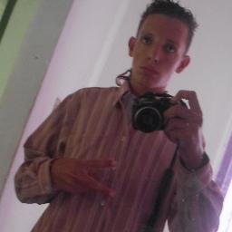 #Leão ; colorado; #Bolero ; filho de Deus ; #sonhador; focado; (vejo alem); segue!; [ousado]; feliz; #.