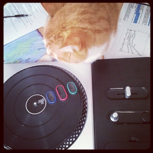 Cofounder of #Technodronerec, scrib for @oneonesix1 & @nymphonyrec godfather.