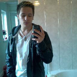Nate not Nathan :), 17, Northern ireland:-), want anything else? ask!, 

If your dreams dont scare you, they arent big enough!