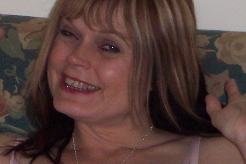 Loves a tidy desk, winning competitions, dogs and being a top Amazon reviewer under a different name. LOL  xx