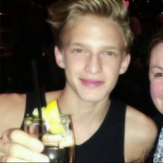 Living to love cody simpson. | Followed by:@codysimpson day:12/08/12 11:11