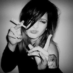 Eu tropecei Como Minhas Palavras.
Fiz O Melhor Que pude.
Droga! Incompreendido♫
#SEGUE Sigo TODOS de volta