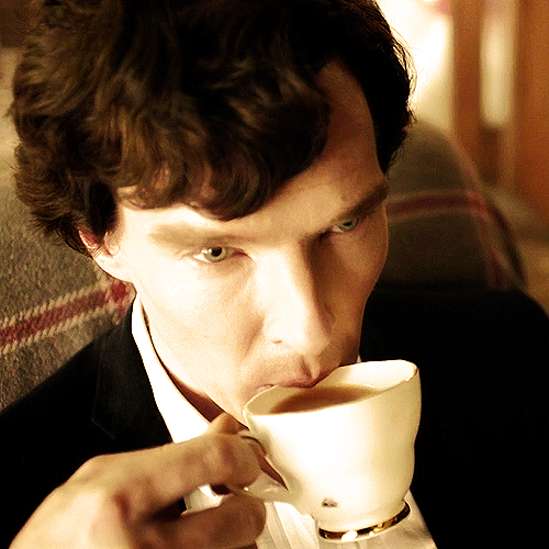 Benedict Cumberbatch is the most GLORIOUS human being to walk the face of this planet. NEED I SAY MORE?!