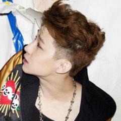 The First Italian fanbase dedicated to Henry Lau (@henrylau89)